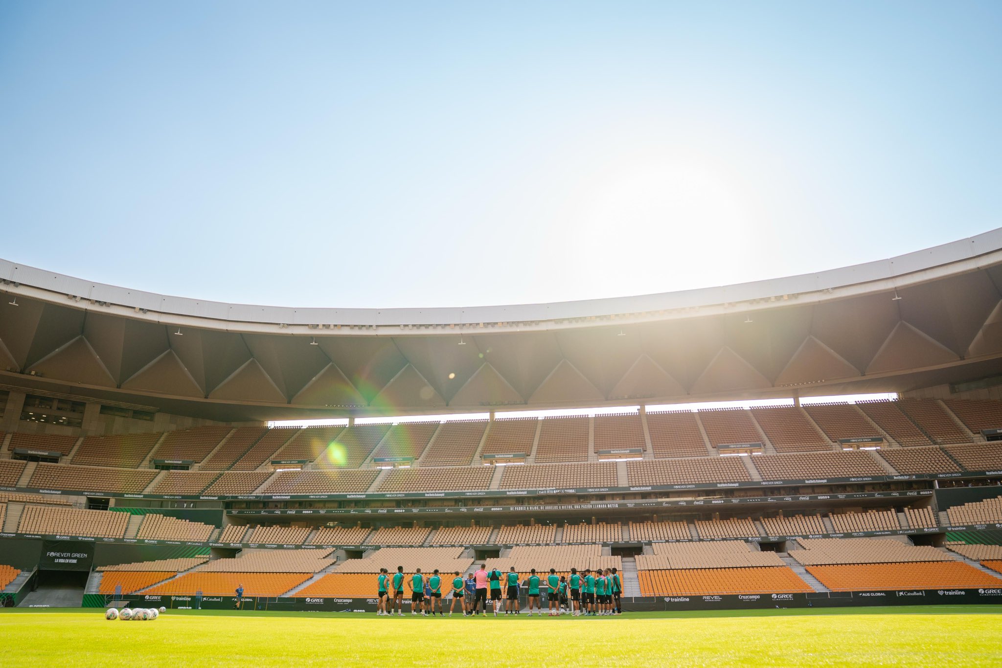 El Real Betis se estrena en el Estadio de la Cartuja